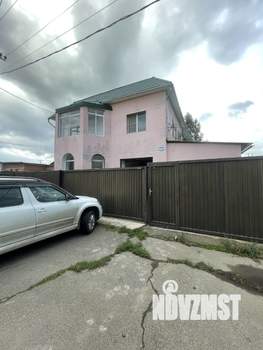 Коттедж 379м&sup2;, 3-этажный, участок 20 сот.  