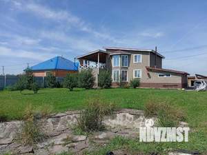 Коттедж 250м², 2-этажный, участок 10 сот.  