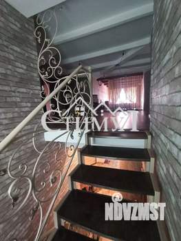 Дом 316м², 2-этажный, участок 10 сот.  