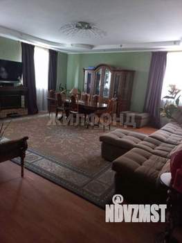 Коттедж 200м², 2-этажный, участок 11 сот.  