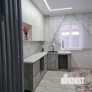 Дом 100м², 2-этажный, участок 10 сот.  