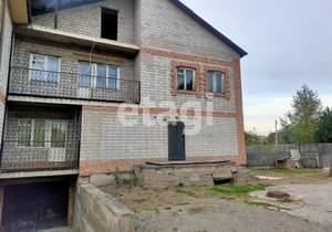 Дом 220м², 2-этажный, участок 8 сот.  