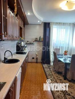 Коттедж 200м², 2-этажный, участок 11 сот.  