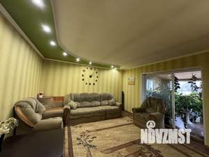 Дом 240м², 1-этажный, участок 13 сот.  