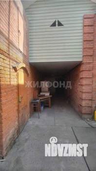 Дом 213м², 3-этажный, участок 20 сот.  