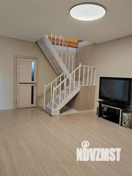 Коттедж 220м², 2-этажный, участок 7 сот.  