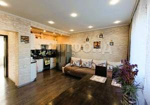 Дом 150м², 2-этажный, участок 6 сот.  