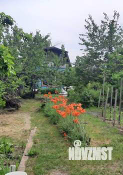 Дом 40м², 2-этажный, участок 6 сот.  