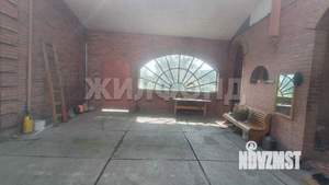 Дом 213м², 3-этажный, участок 20 сот.  