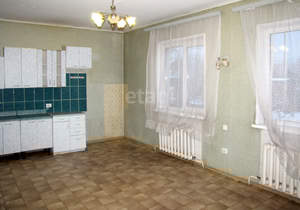 Дом 277м², 3-этажный, участок 10 сот.  