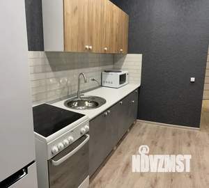 1-к квартира, посуточно, 39м2, 1/9 этаж