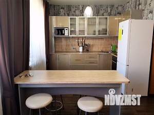 1-к квартира, посуточно, 43м2, 1/1 этаж