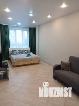 1-к квартира, посуточно, 40м2, 3/9 этаж