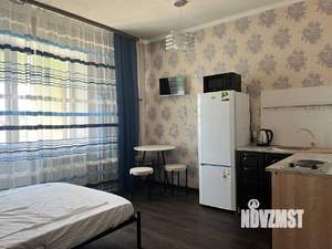 Студия квартира, посуточно, 28м2, 1/9 этаж