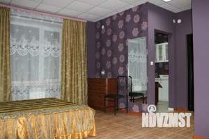 Студия квартира, посуточно, 34м2, 1/3 этаж