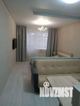 Студия квартира, посуточно, 30м2, 10/12 этаж