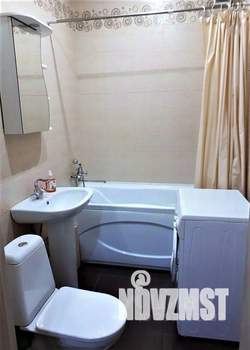2-к квартира, посуточно, 47м2, 1/1 этаж