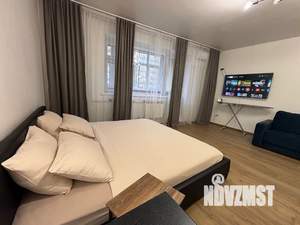 Студия квартира, посуточно, 42м2, 3/12 этаж