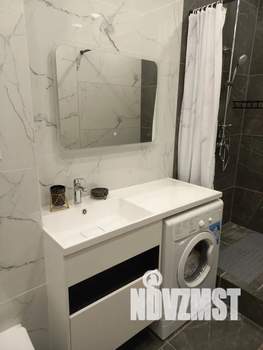 Студия квартира, посуточно, 41м2, 6/9 этаж