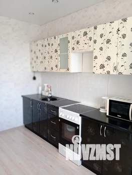 1-к квартира, посуточно, 40м2, 8/9 этаж