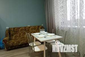 1-к квартира, посуточно, 42м2, 4/9 этаж