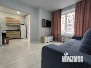 1-к квартира, посуточно, 39м2, 4/9 этаж