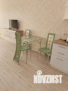 Студия квартира, посуточно, 33м2, 9/17 этаж