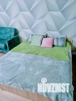 Студия квартира, посуточно, 38м2, 9/12 этаж