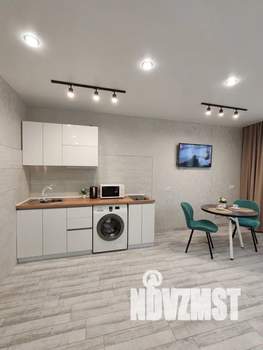 Студия квартира, посуточно, 38м2, 7/12 этаж