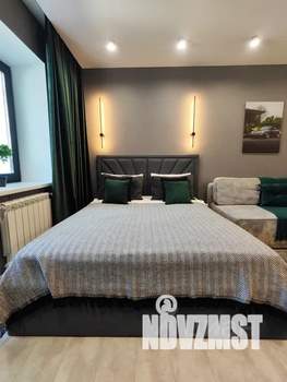 Студия квартира, посуточно, 30м2, 1/5 этаж