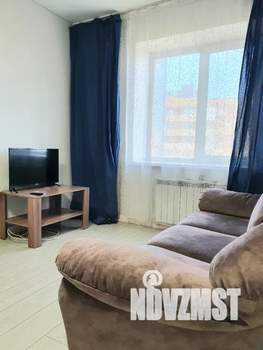 1-к квартира, посуточно, 43м2, 10/12 этаж