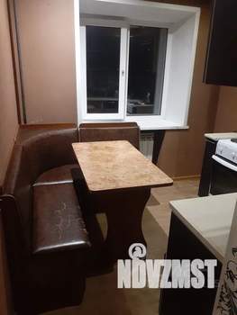 1-к квартира, посуточно, 38м2, 3/5 этаж