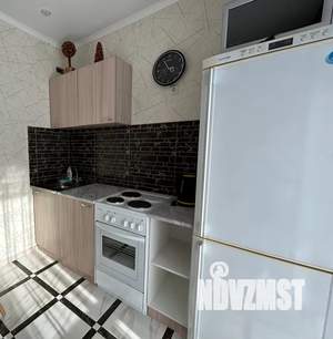 Студия квартира, посуточно, 35м2, 8/9 этаж