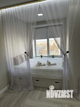 Студия квартира, посуточно, 40м2, 9/9 этаж