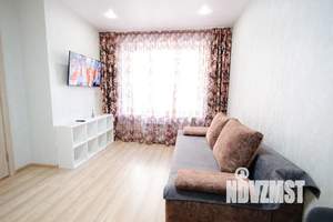1-к квартира, посуточно, 35м2, 2/9 этаж
