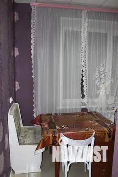 Студия квартира, посуточно, 34м2, 1/3 этаж