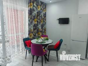 Студия квартира, посуточно, 39м2, 7/9 этаж