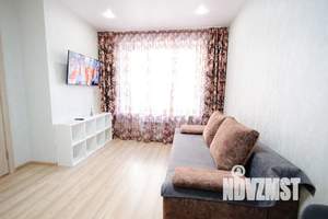 1-к квартира, посуточно, 35м2, 2/9 этаж