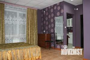 Студия квартира, посуточно, 34м2, 1/3 этаж