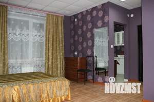 Студия квартира, посуточно, 34м2, 1/3 этаж