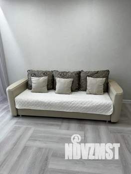 Студия квартира, посуточно, 40м2, 9/9 этаж