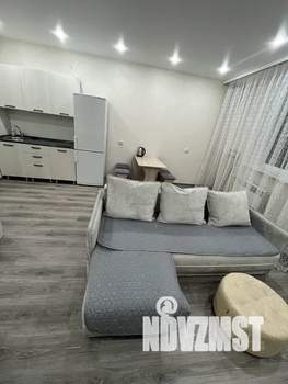 Студия квартира, посуточно, 32м2, 12/12 этаж
