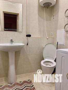 Студия квартира, посуточно, 42м2, 11/12 этаж