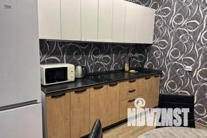 1-к квартира, посуточно, 40м2, 6/9 этаж