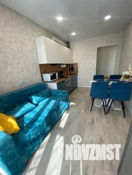 1-к квартира, посуточно, 40м2, 5/5 этаж