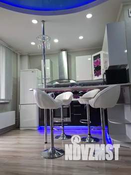 2-к квартира, посуточно, 70м2, 13/16 этаж