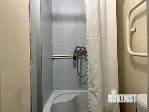Студия квартира, посуточно, 15м2, 1/9 этаж