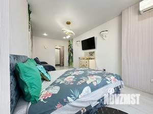 1-к квартира, посуточно, 45м2, 9/9 этаж