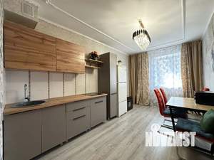 2-к квартира, посуточно, 70м2, 1/12 этаж