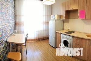 1-к квартира, посуточно, 42м2, 7/9 этаж